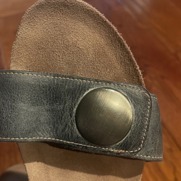 Taos Carousel Wedge - Picture 4 of 15